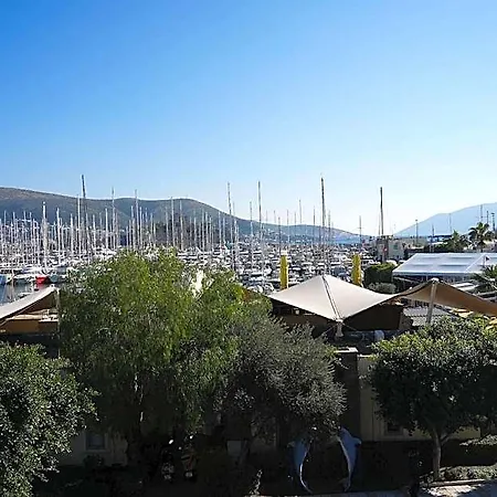 Noi Bodrum غومْبيت